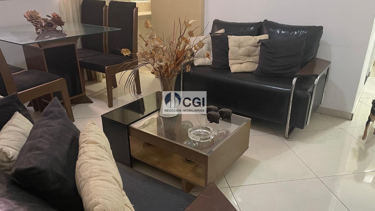 Apartamento à venda com 2 quartos, 70m² - Foto 3