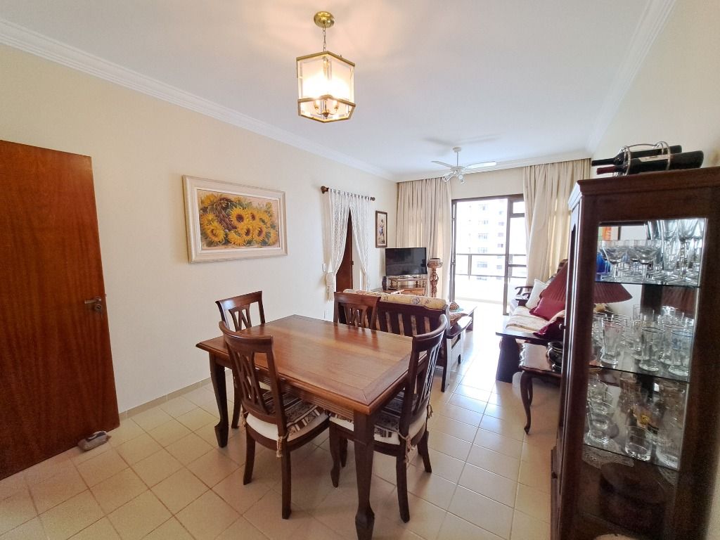 Apartamento à venda com 2 quartos, 100m² - Foto 1