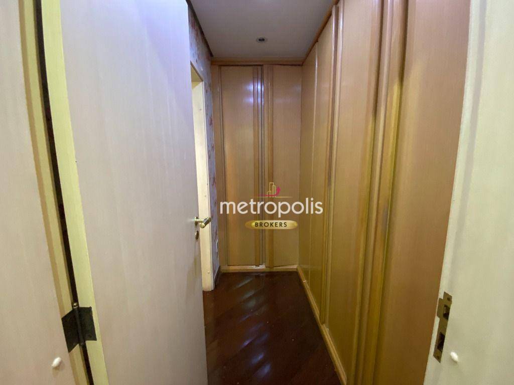 Apartamento para alugar com 3 quartos, 242m² - Foto 24