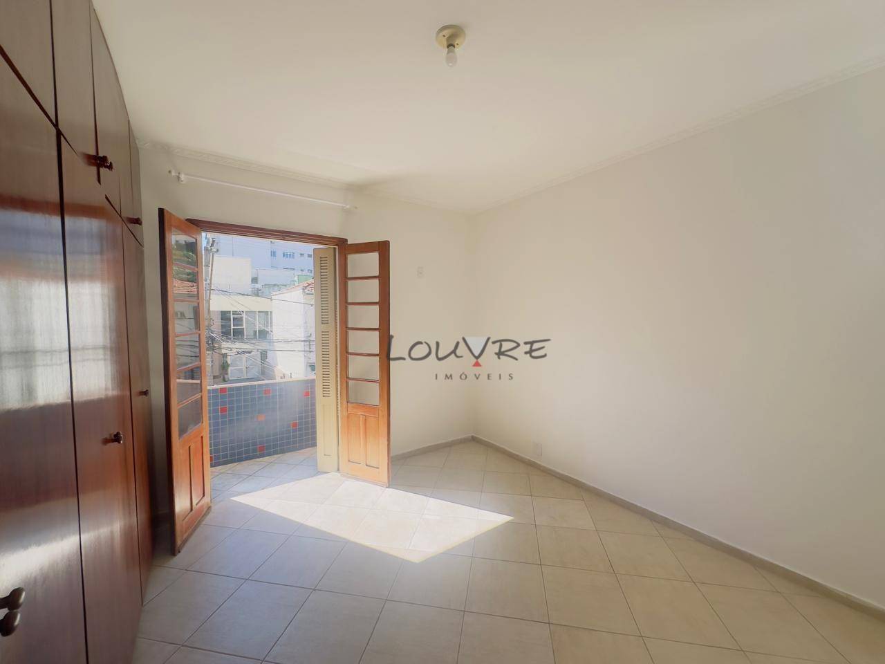 Apartamento para alugar com 2 quartos, 80m² - Foto 9