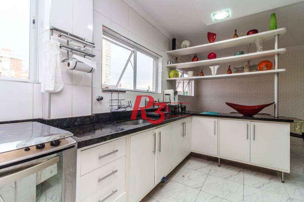 Apartamento à venda com 3 quartos, 210m² - Foto 32