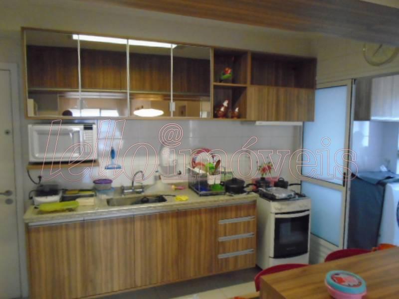 Apartamento para alugar com 3 quartos, 110m² - Foto 12