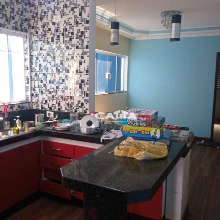 Sobrado à venda com 4 quartos, 70m² - Foto 5
