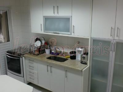 Apartamento para alugar com 2 quartos, 107m² - Foto 7