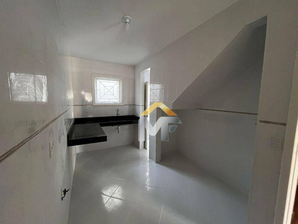 Casa à venda com 3 quartos, 180m² - Foto 16