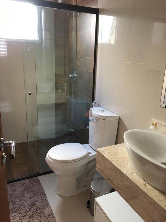 Casa de Condomínio à venda com 3 quartos, 240m² - Foto 17