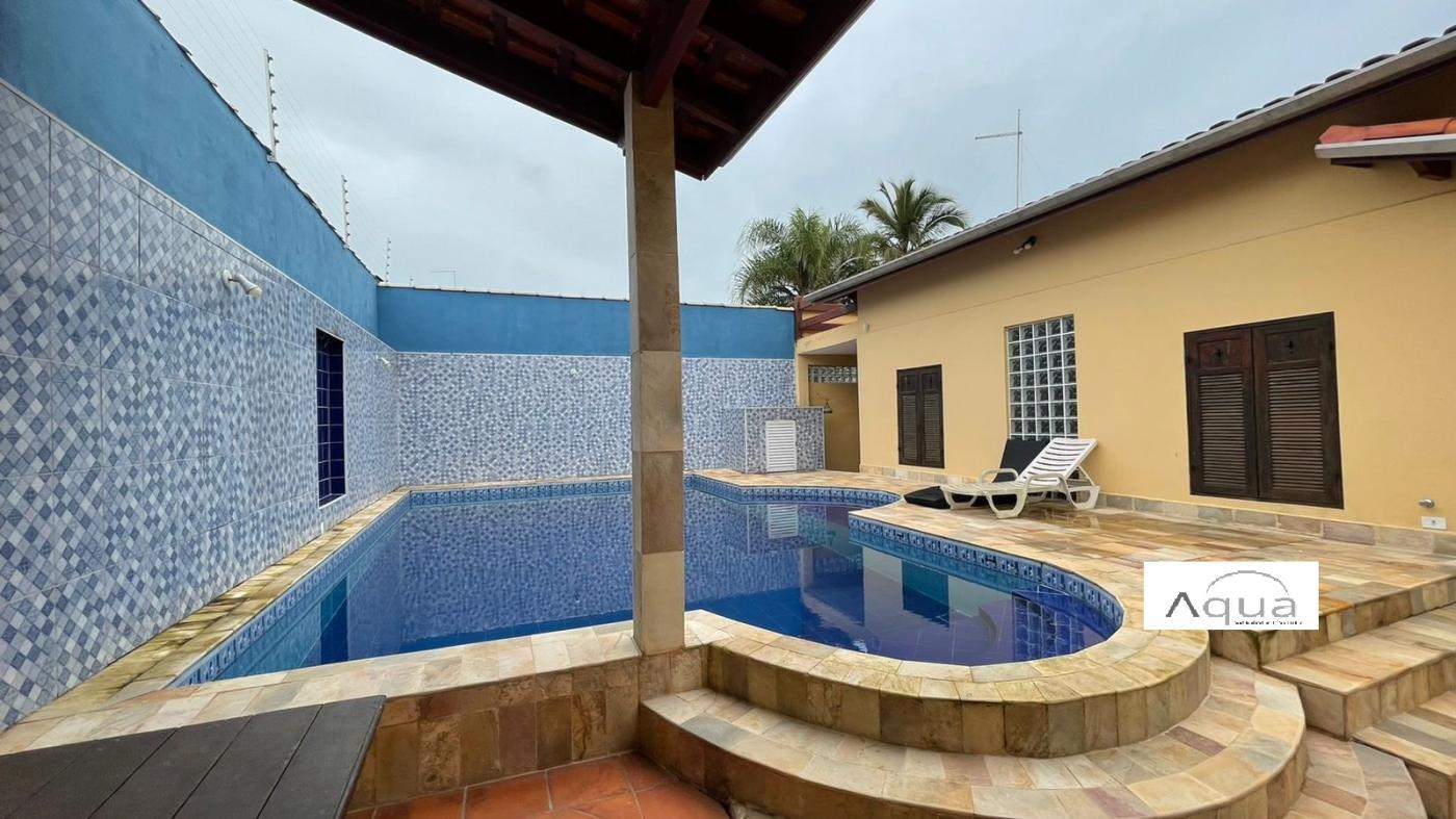 Casa à venda com 4 quartos, 409m² - Foto 1