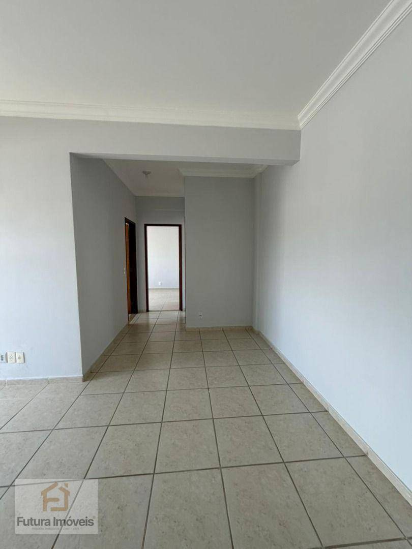 Apartamento, 2 quartos, 77 m² - Foto 4
