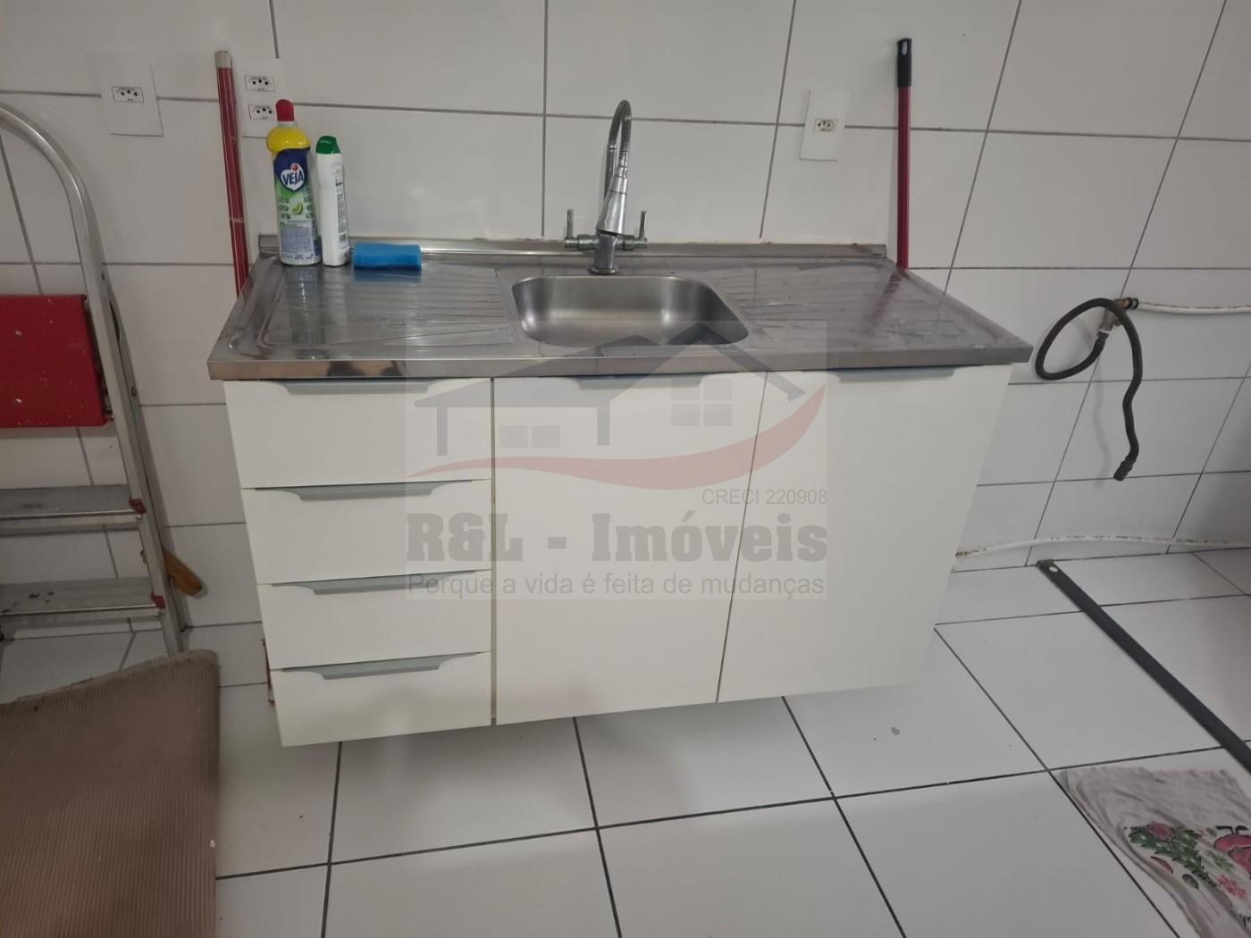Apartamento para alugar com 2 quartos, 41m² - Foto 4