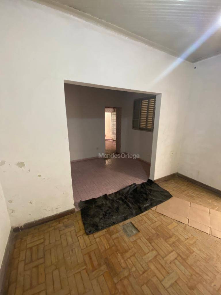 Casa à venda com 4 quartos, 104m² - Foto 5