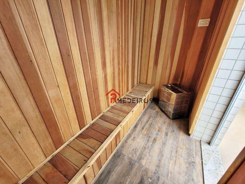 Apartamento à venda com 2 quartos, 80m² - Foto 19