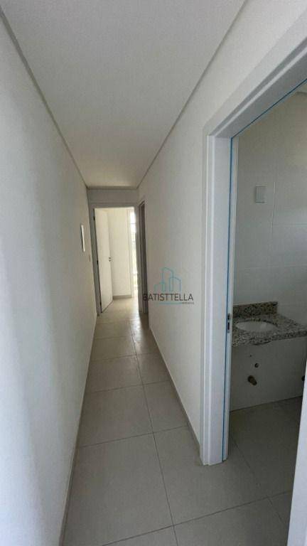 Apartamento à venda com 2 quartos, 65m² - Foto 13