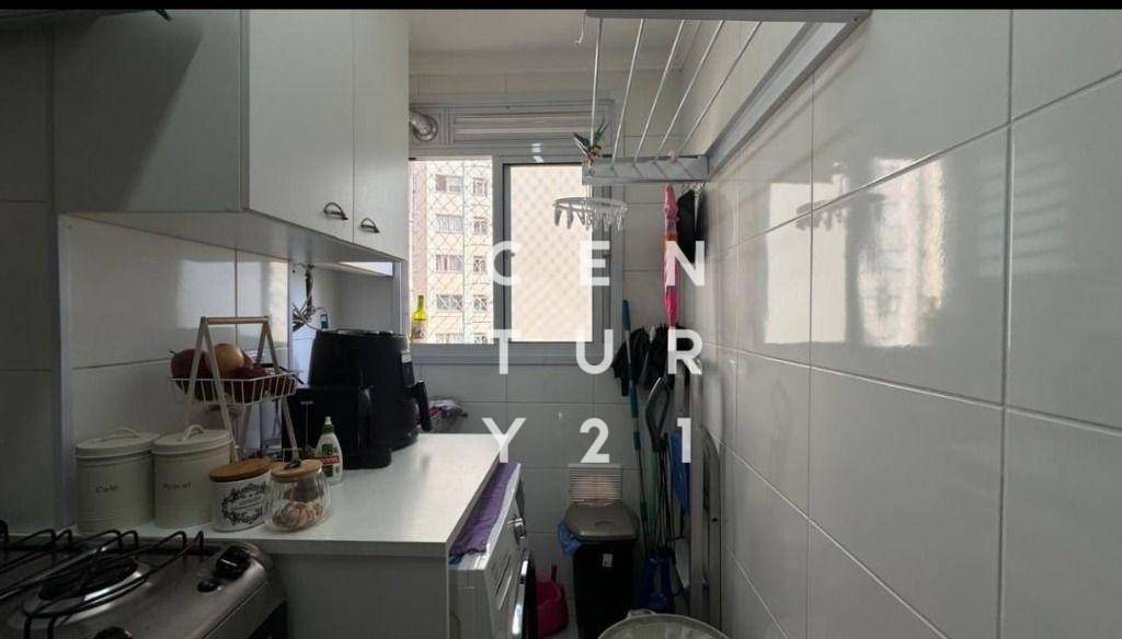 Apartamento à venda com 2 quartos, 44m² - Foto 10