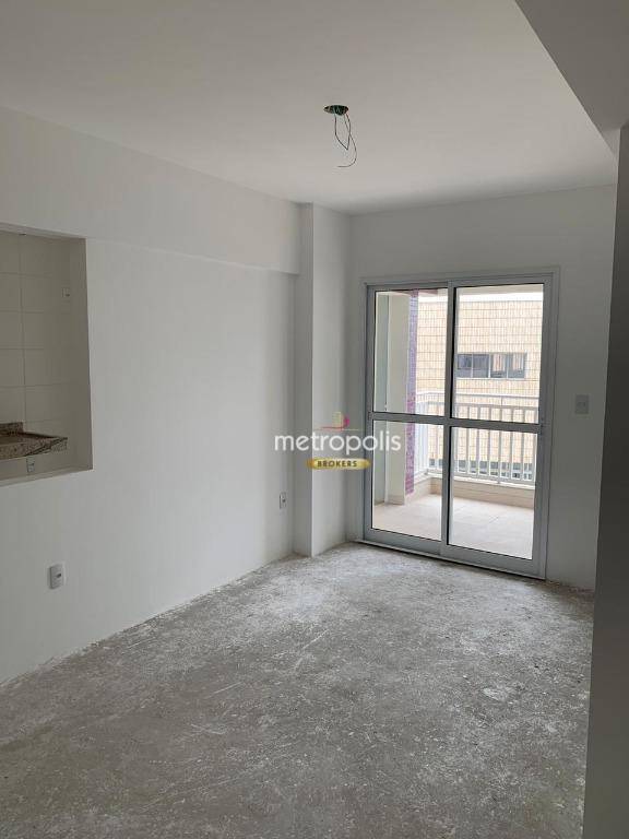 Apartamento à venda com 2 quartos, 68m² - Foto 2