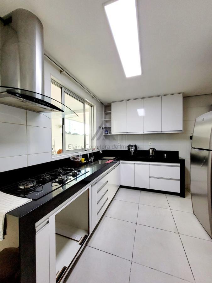 Apartamento à venda com 3 quartos, 148m² - Foto 7