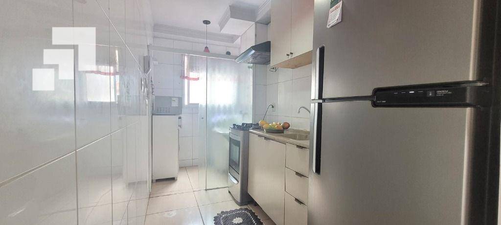 Apartamento à venda com 2 quartos, 62m² - Foto 10