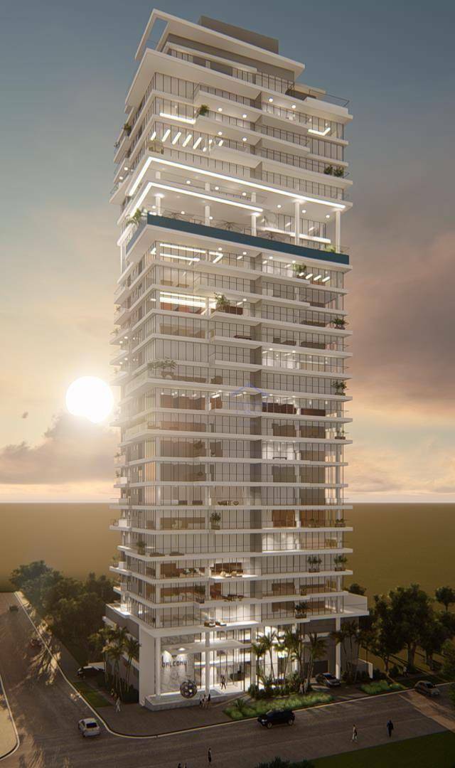 Apartamento à venda com 4 quartos, 229m² - Foto 1