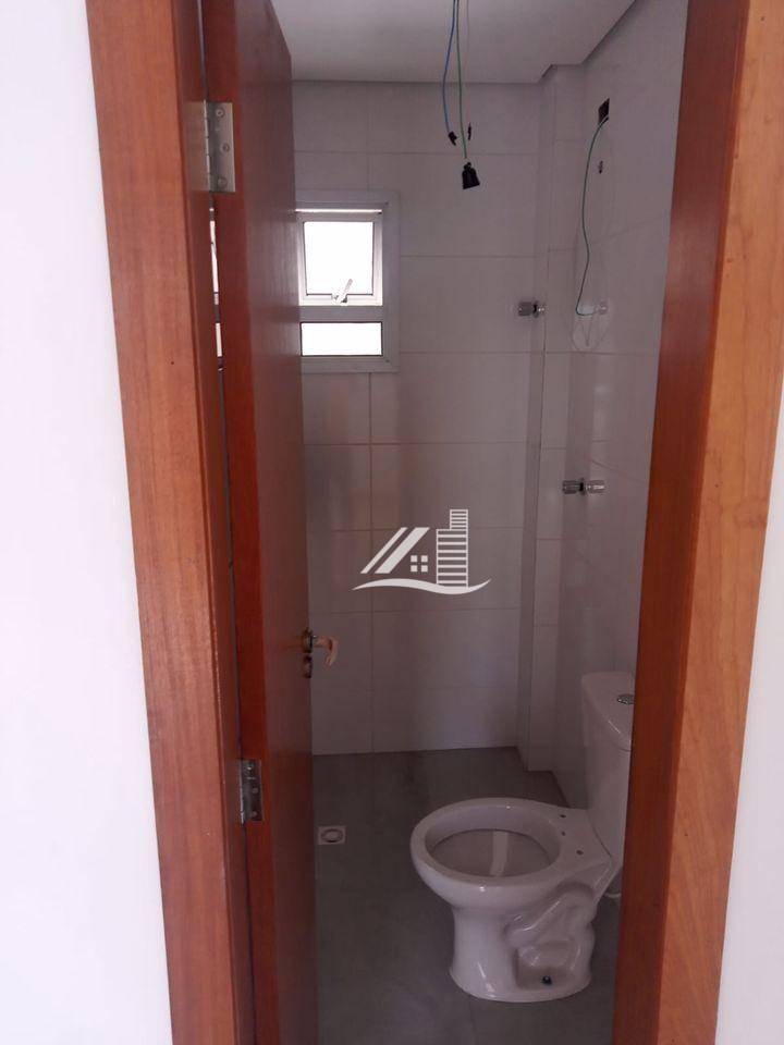 Apartamento à venda com 2 quartos, 44m² - Foto 9