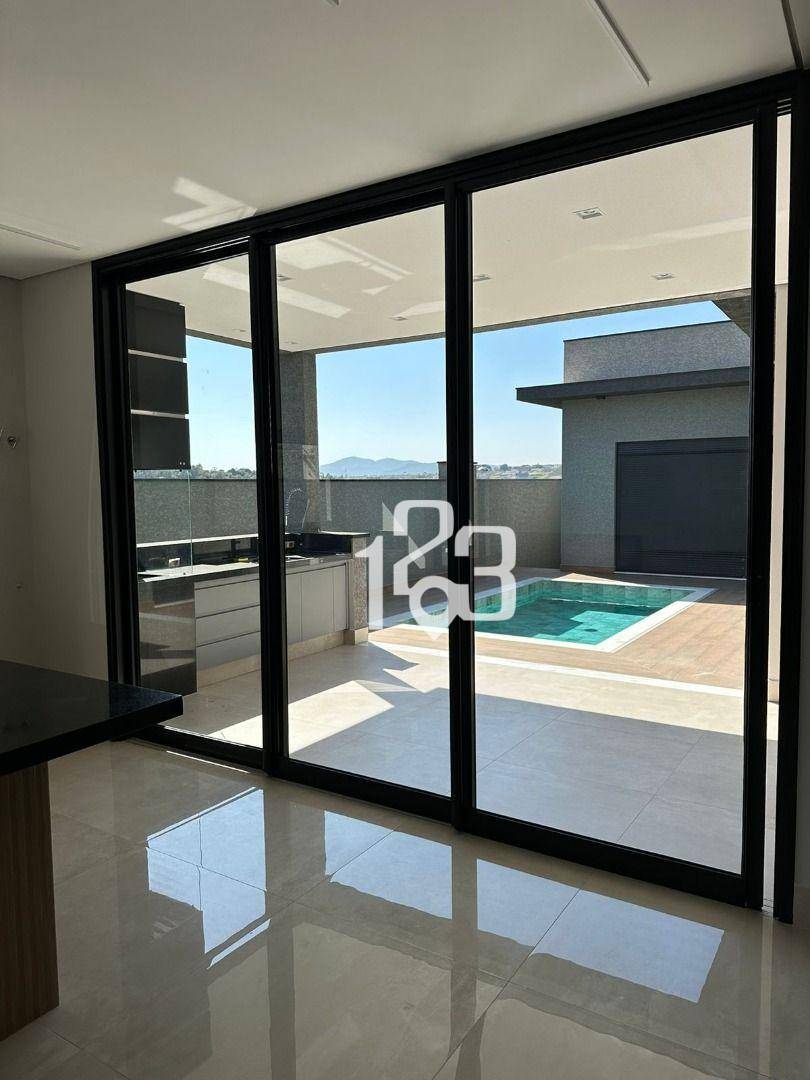 Casa de Condomínio à venda com 3 quartos, 245m² - Foto 5