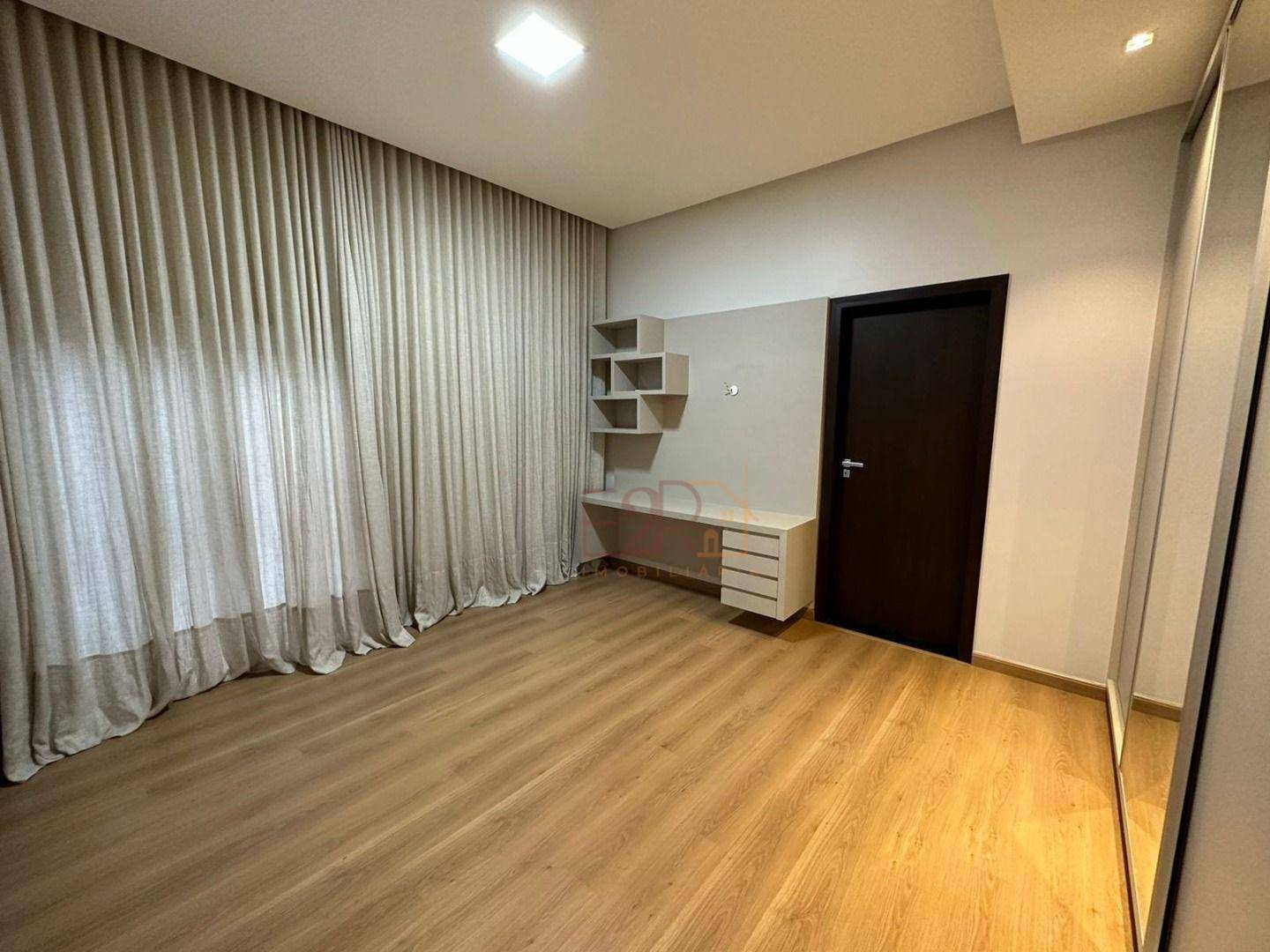 Casa de Condomínio à venda com 4 quartos, 580m² - Foto 12