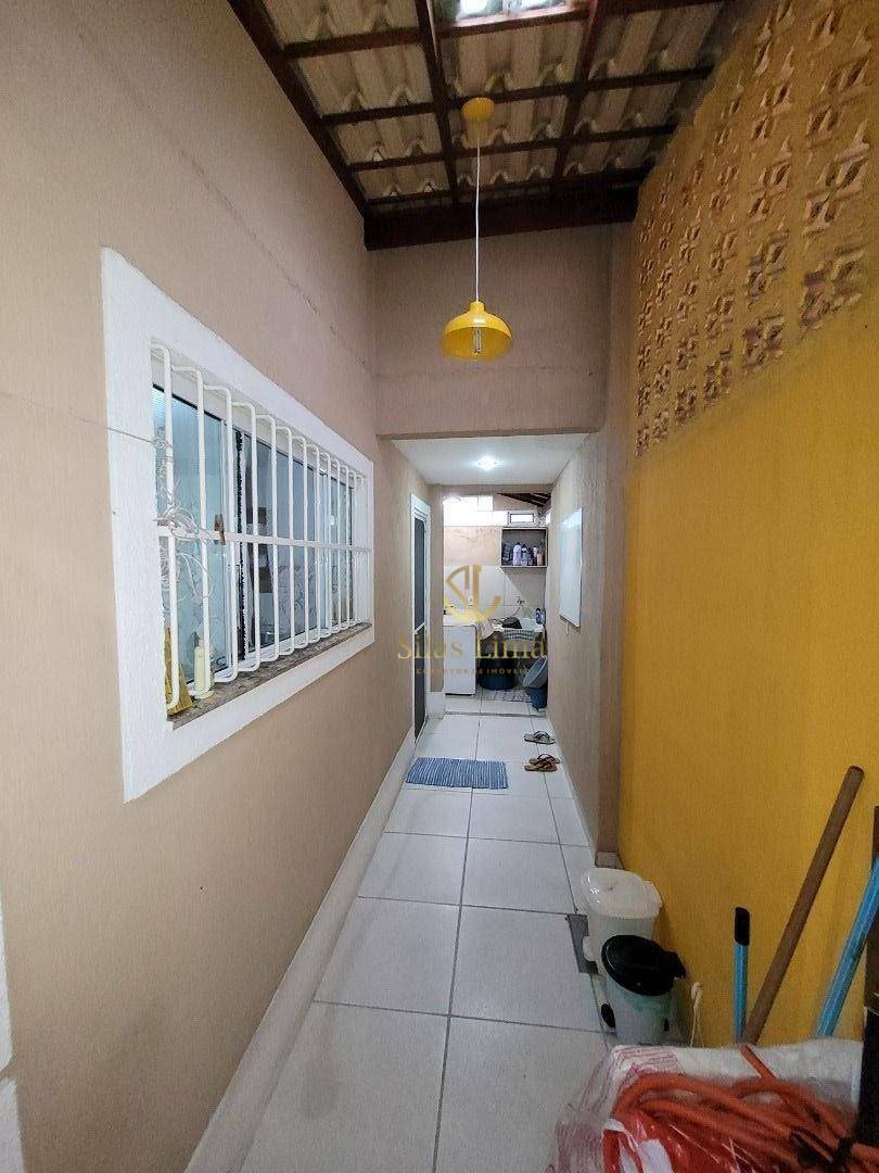 Casa à venda com 3 quartos, 111m² - Foto 34