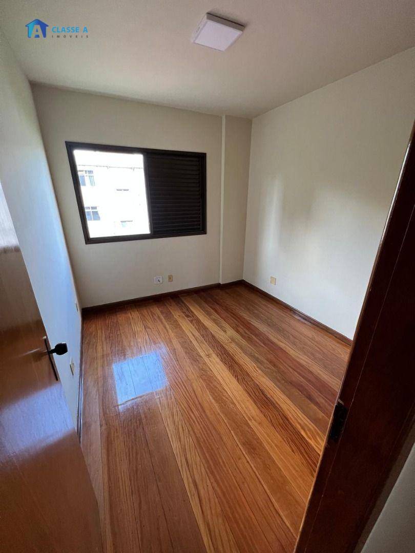 Apartamento à venda com 4 quartos, 250m² - Foto 6