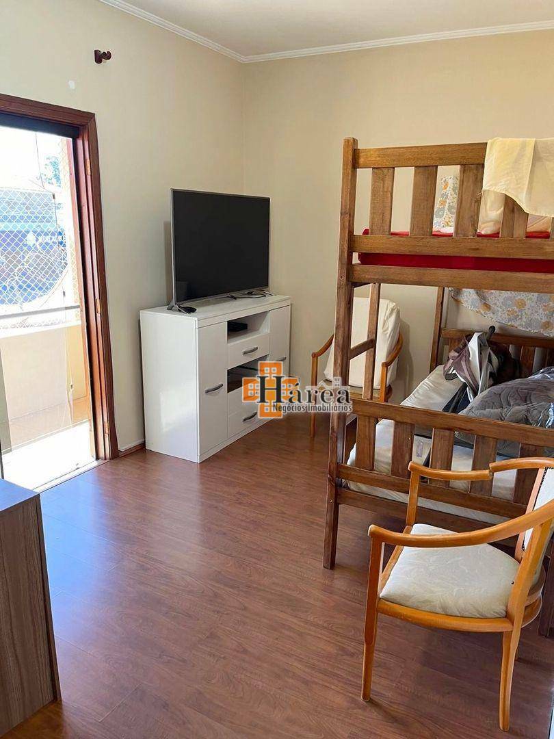 Sobrado à venda com 3 quartos, 200m² - Foto 15