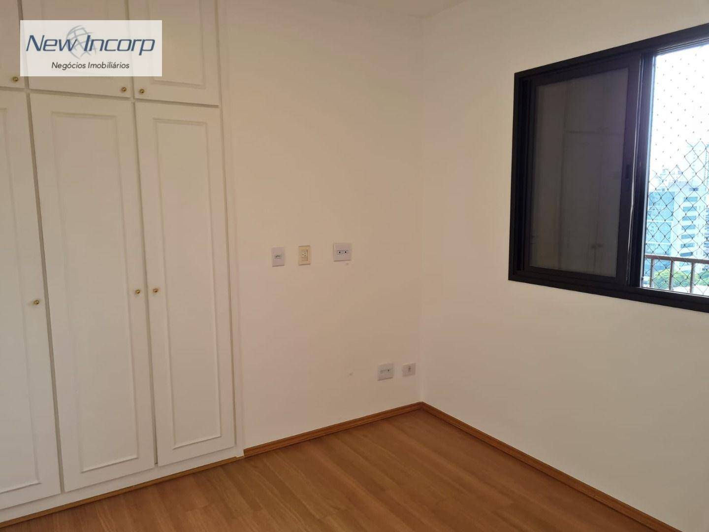 Apartamento à venda com 4 quartos, 287m² - Foto 12