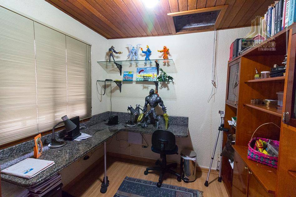 Casa de Condomínio à venda com 3 quartos, 254m² - Foto 26