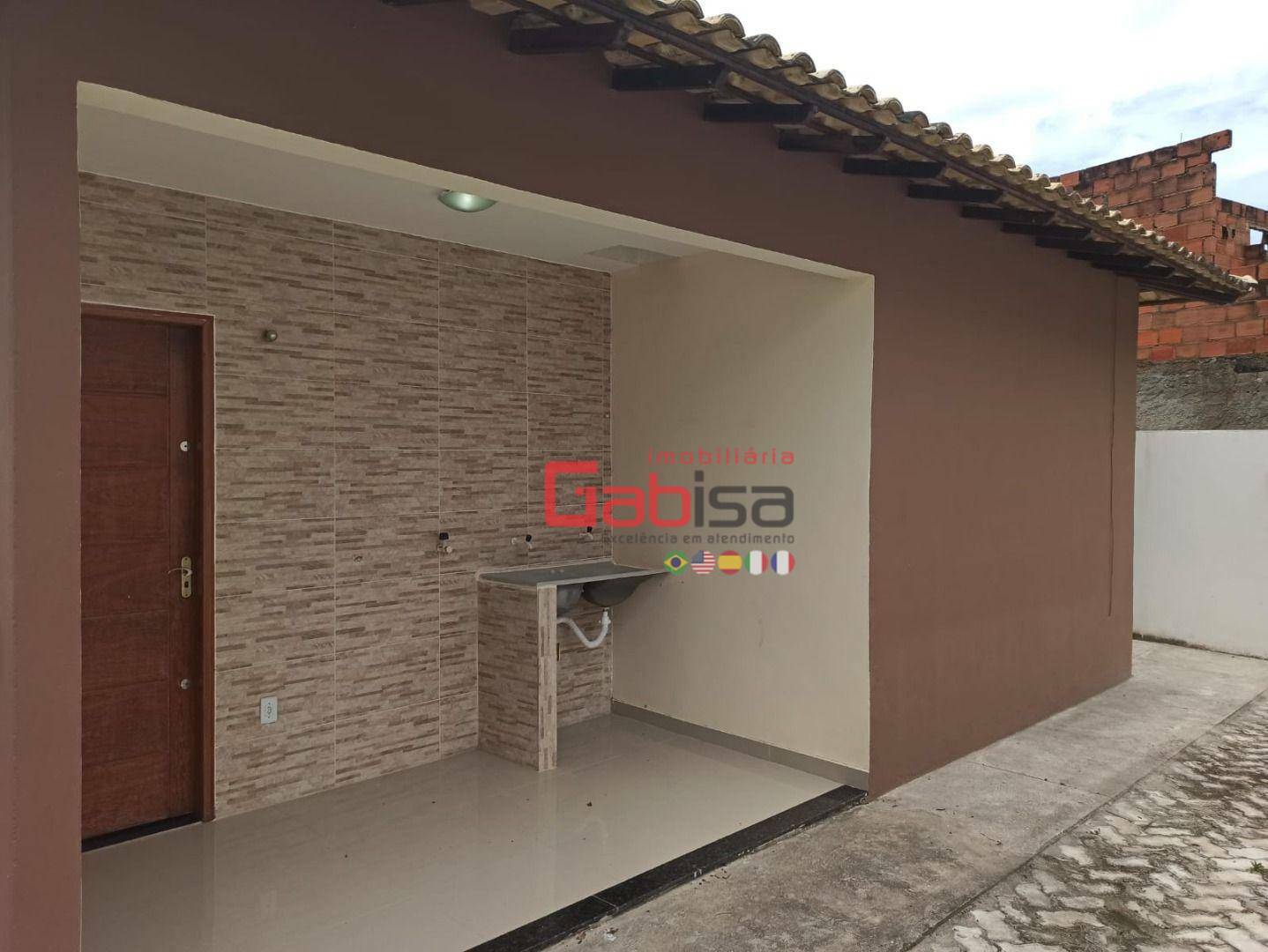 Casa à venda com 3 quartos, 70m² - Foto 1