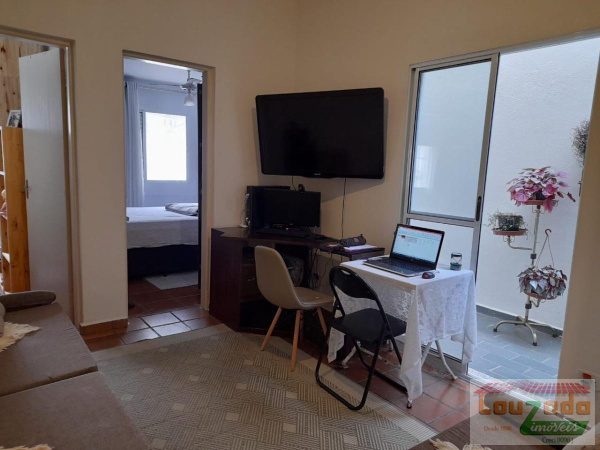 Casa à venda com 3 quartos, 250m² - Foto 10