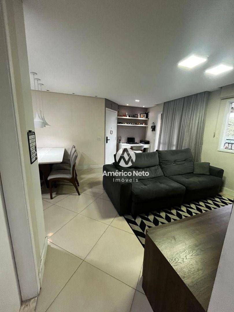 Apartamento à venda com 3 quartos, 83m² - Foto 18