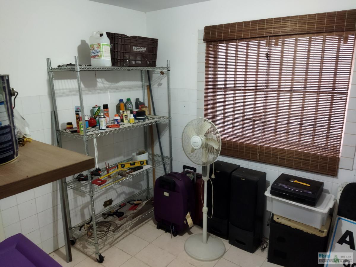 Casa à venda com 3 quartos, 300m² - Foto 29