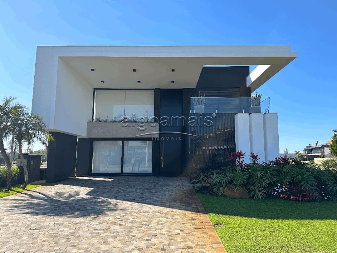 Casa de Condomínio à venda com 5 quartos, 450m² - Foto 1