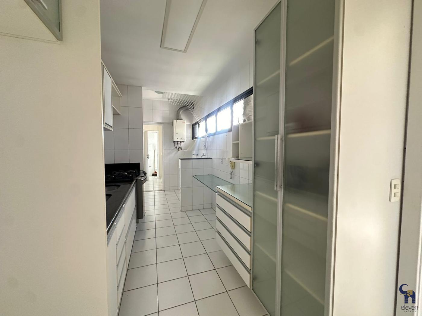 Apartamento à venda com 4 quartos, 149m² - Foto 9