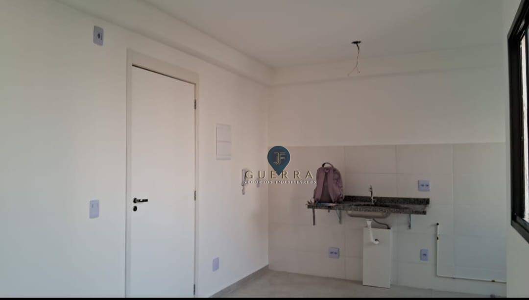 Apartamento à venda com 2 quartos, 37m² - Foto 22