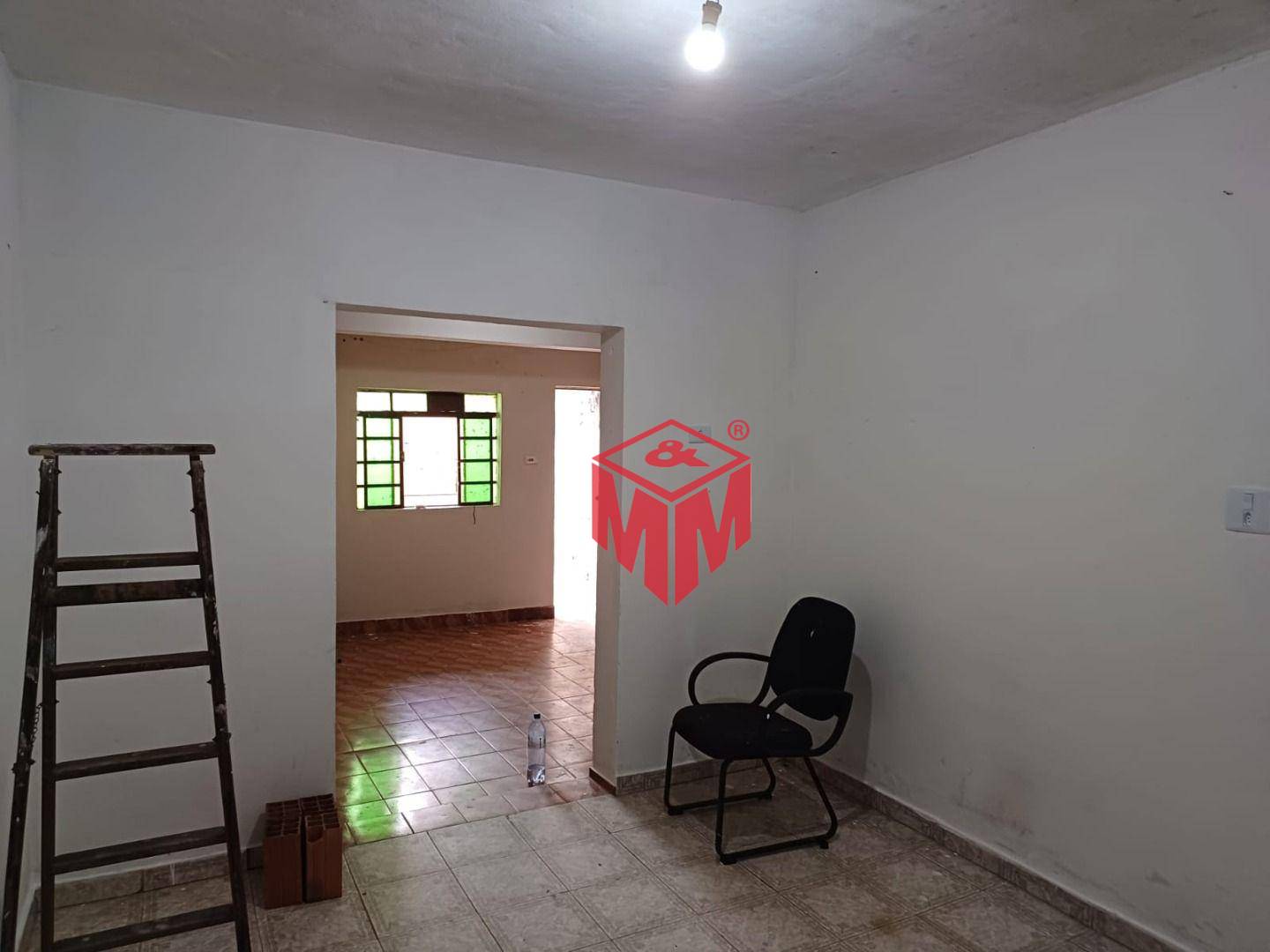 Casa à venda com 2 quartos, 90m² - Foto 11