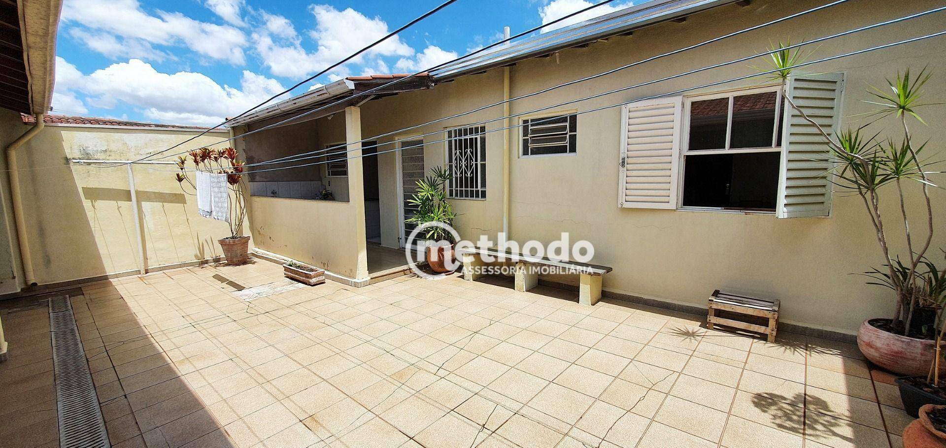 Casa à venda com 3 quartos, 251m² - Foto 17