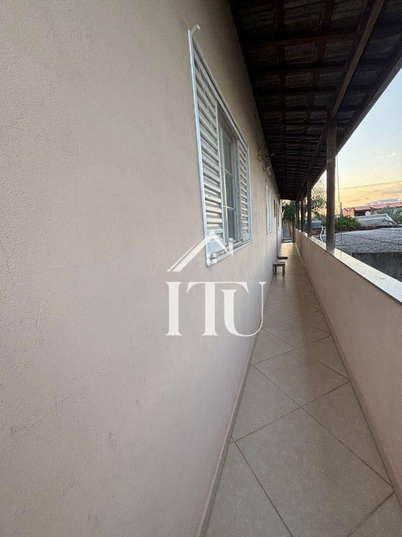 Casa para alugar com 2 quartos, 100m² - Foto 13