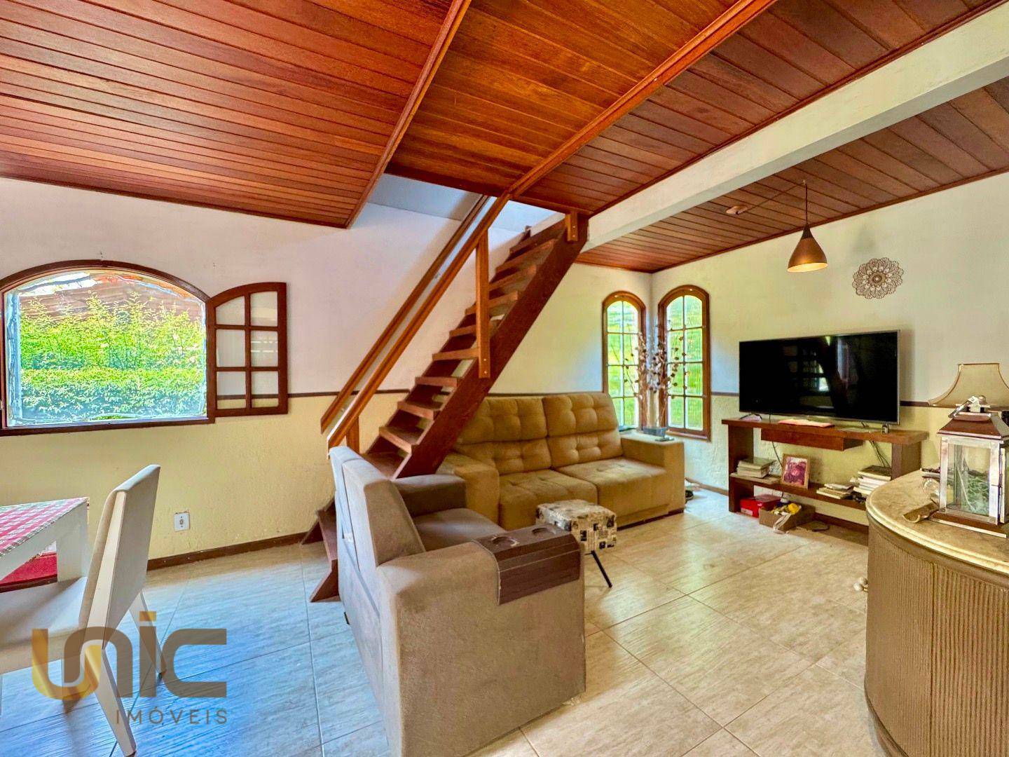 Casa de Condomínio à venda com 2 quartos, 100m² - Foto 4