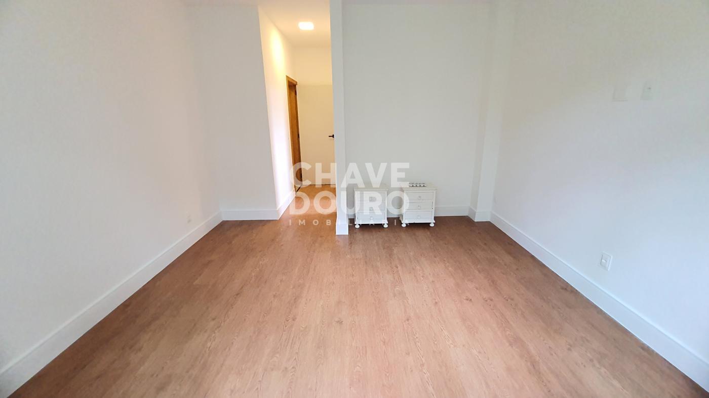 Casa à venda com 4 quartos, 851m² - Foto 27