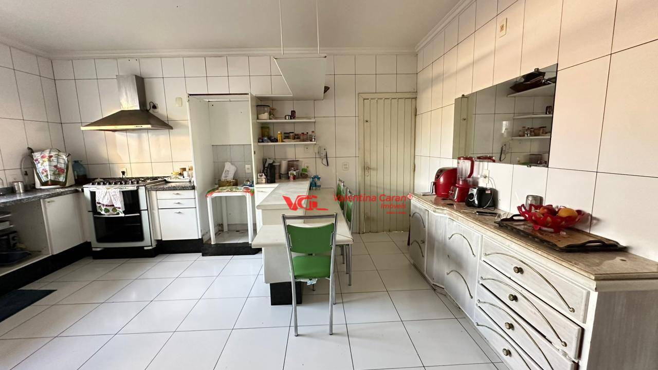 Sobrado à venda com 5 quartos, 380m² - Foto 5