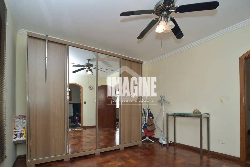 Sobrado à venda com 4 quartos, 360m² - Foto 17