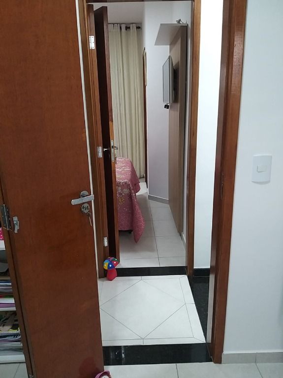 Sobrado à venda com 2 quartos, 60m² - Foto 38