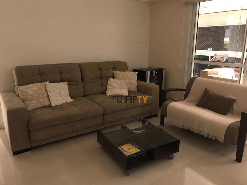 Apartamento à venda com 4 quartos, 204m² - Foto 8