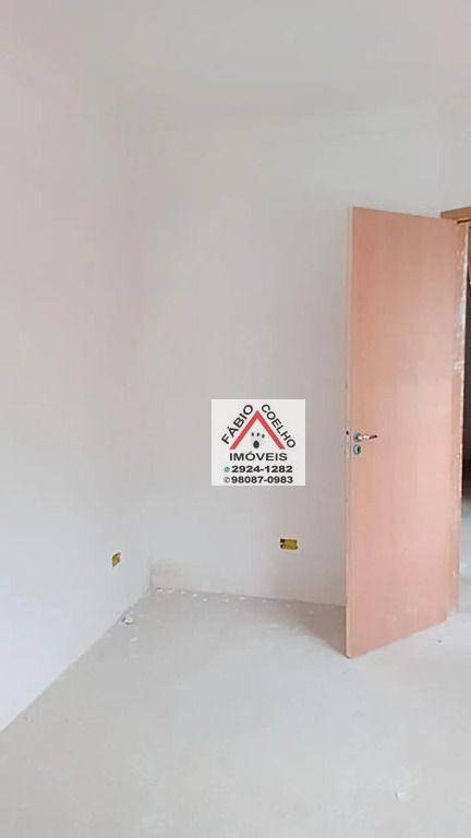 Sobrado à venda com 3 quartos, 100m² - Foto 19