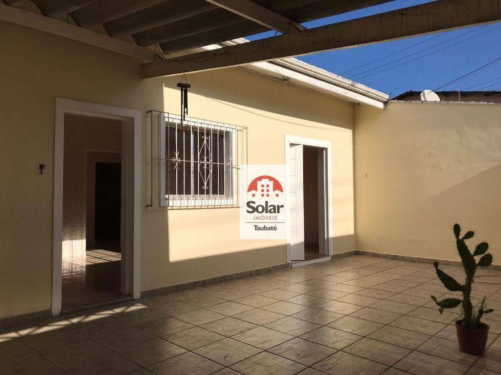 Casa à venda com 2 quartos, 100m² - Foto 1