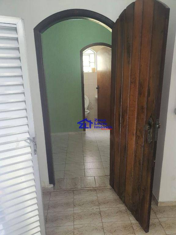 Sobrado à venda com 4 quartos, 380m² - Foto 10