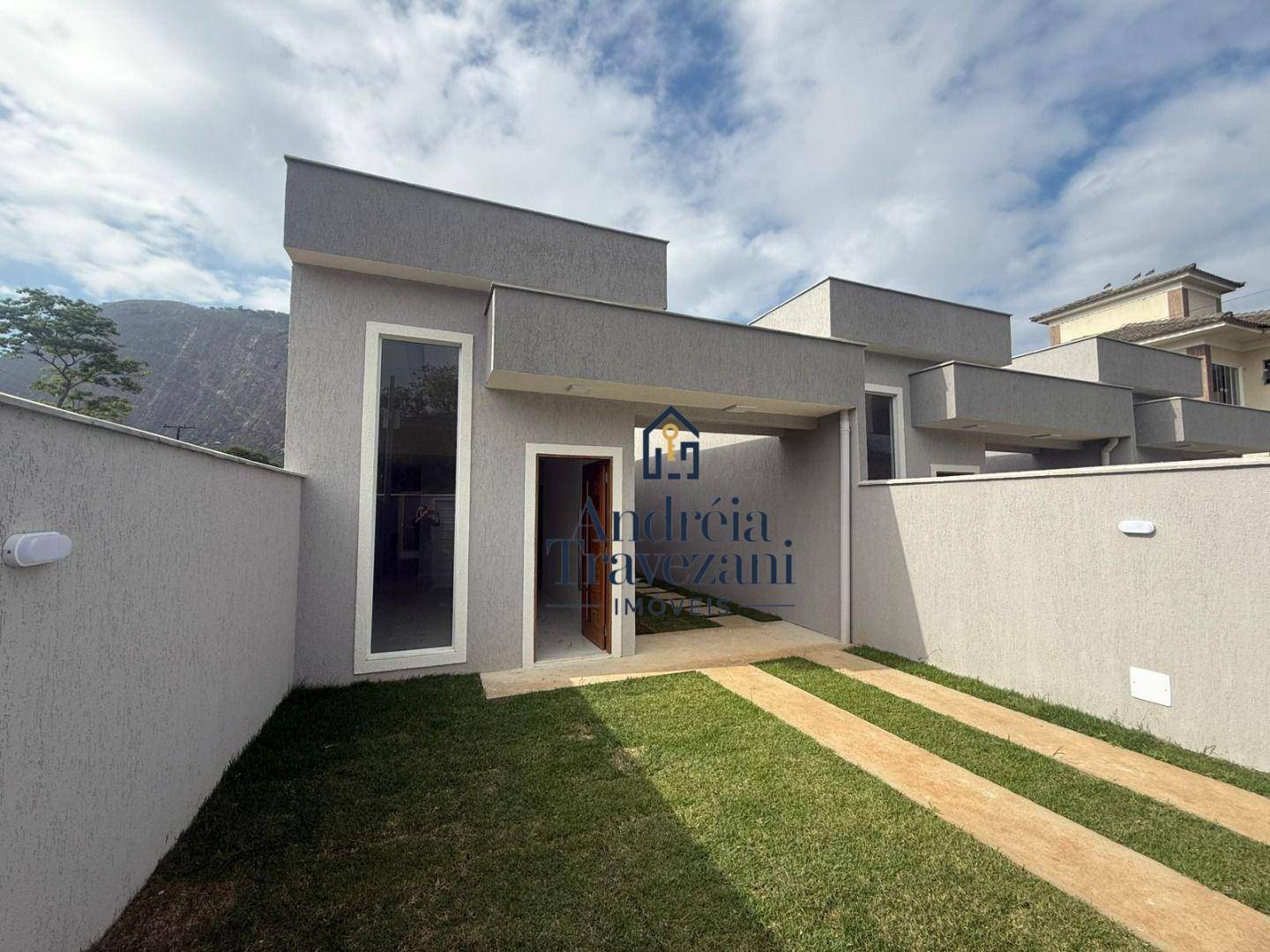 Casa à venda com 2 quartos, 103m² - Foto 2