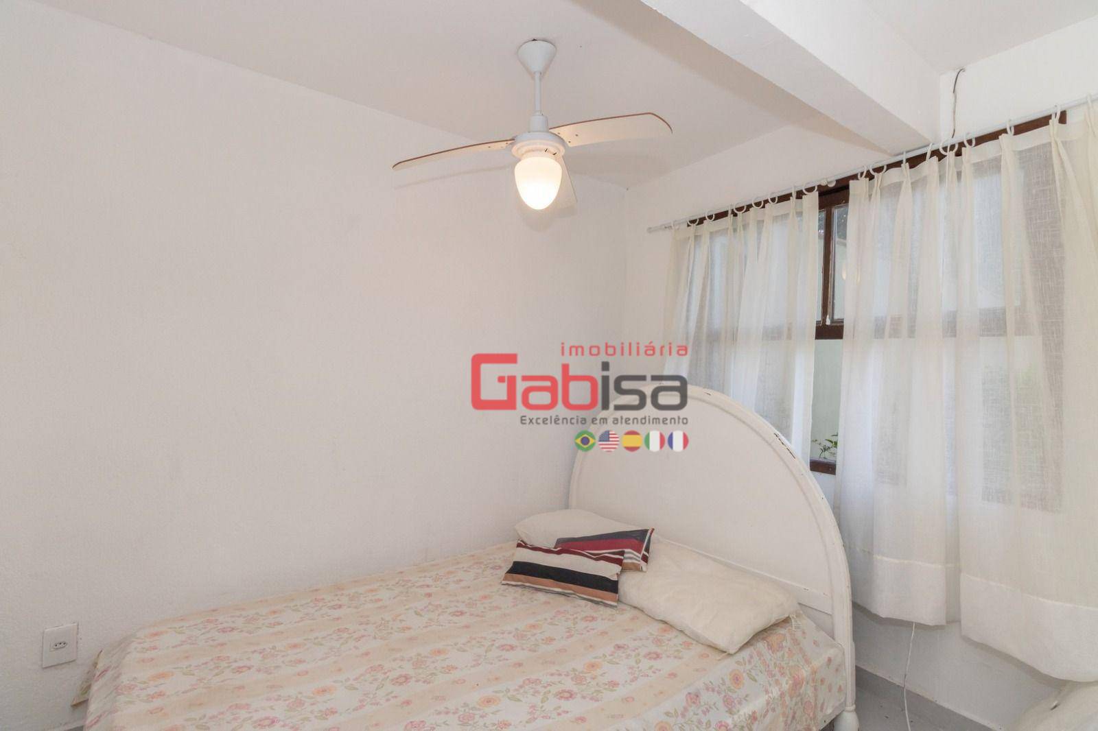 Casa à venda com 4 quartos, 250m² - Foto 26